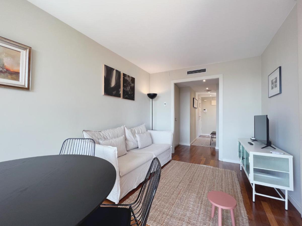 Stay U-Nique Apartments Sants II Barcelona Kültér fotó